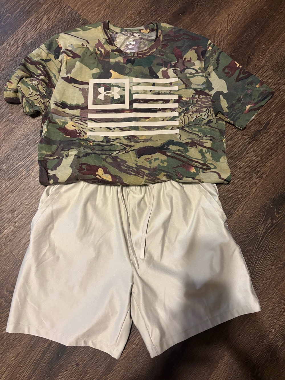 Under Armour top and matching Old Navy shorts